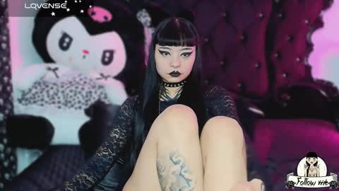   online show from 11-11-25, 12:10