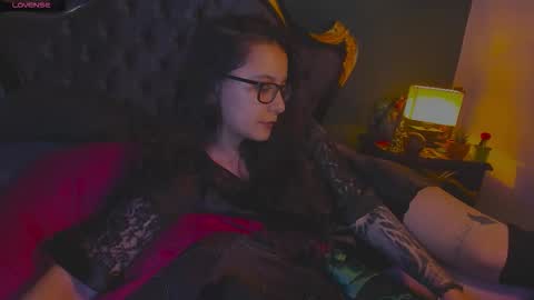 lilithmystic01 online show from 10-23-25, 01:54