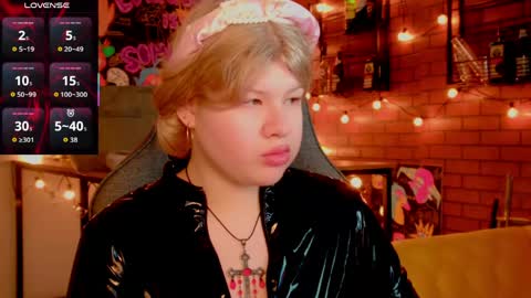 Snapshot of lilithnelson chatting on 05-29-26, 08:45 LilithNelson online show from 05-29-26, 08:45