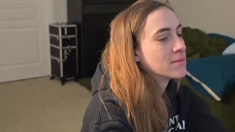 Snapshot of lilithoftrees chatting on 12-20-24, 04:57 L online show from 12-20-24, 04:57