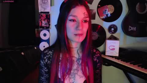 Snapshot of lilithword chatting on 09-09-25, 12:59 Call me Lilith online show from 09-09-25, 12:59