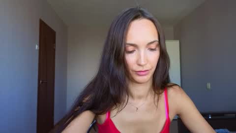 Snapshot of lillian_clark7 chatting on 04-16-26, 11:00 Lillian online show from 04-16-26, 11:00
