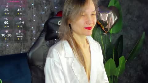 lillian_white1 online show from 02-24-26, 01:03