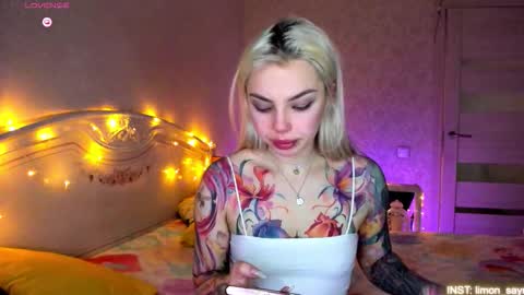 LilliMoore online show from 03-17-26, 11:08