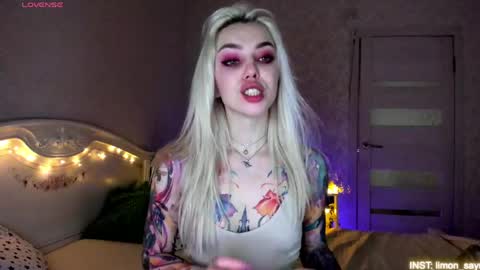 LilliMoore online show from 06-04-26, 11:22