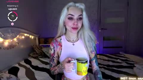 LilliMoore online show from 07-19-26, 12:03