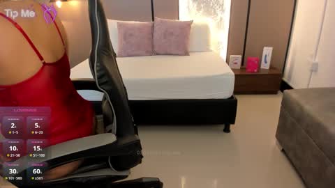 L I L L Y online show from 03-03-26, 12:22