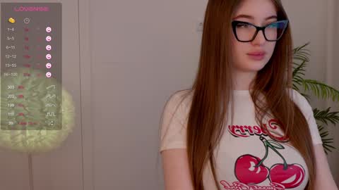 Snapshot of lilly_colins chatting on 02-01-25, 02:56 Lilly Colins online show from 02-01-25, 02:56