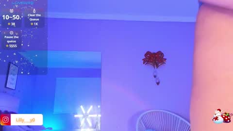 Snapshot of lilly_dollss chatting on 01-07-25, 03:54 Sofia online show from 01-07-25, 03:54