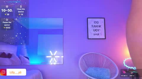 Snapshot of lilly_dollss chatting on 02-01-25, 01:41 Sofia online show from 02-01-25, 01:41