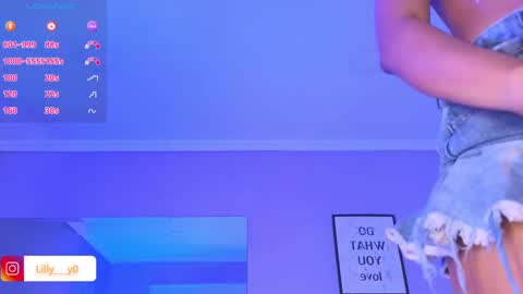Snapshot of lilly_dollss chatting on 03-07-25, 05:38 Sofia online show from 03-07-25, 05:38
