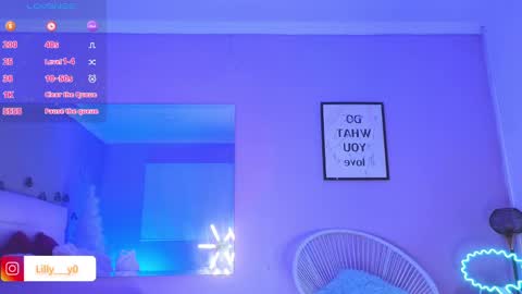 Snapshot of lilly_dollss chatting on 03-09-25, 05:06 Sofia online show from 03-09-25, 05:06