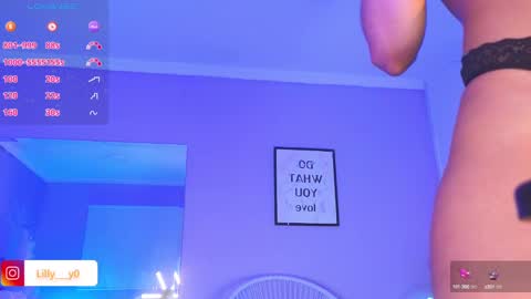 Snapshot of lilly_dollss chatting on 03-12-25, 05:07 Sofia online show from 03-12-25, 05:07