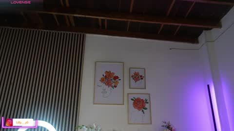 Sofia online show from 04-21-26, 01:17