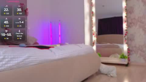 lilly_lux online show from 04-18-26, 02:10