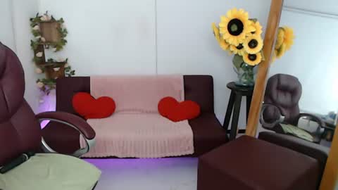 Lilly online show from 07-24-26, 07:56