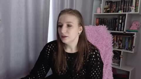 LillyFan X online show from 11-03-25, 04:36