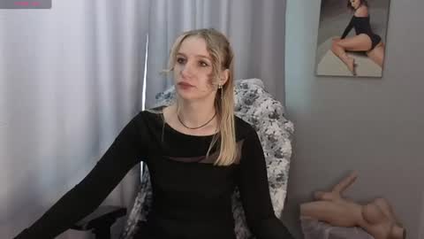 LillyFan X online show from 07-12-26, 04:03