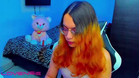 Lilly3 online show from 04-12-26, 03:11