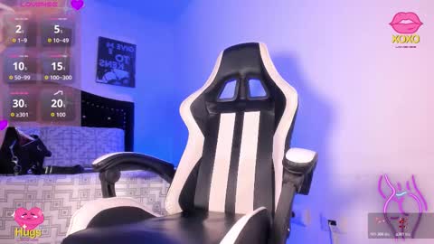 Lilly online show from 11-11-25, 01:22