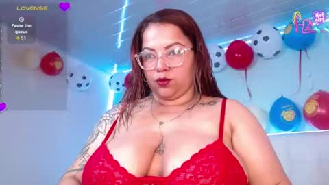 Lilly online show from 07-09-26, 02:10