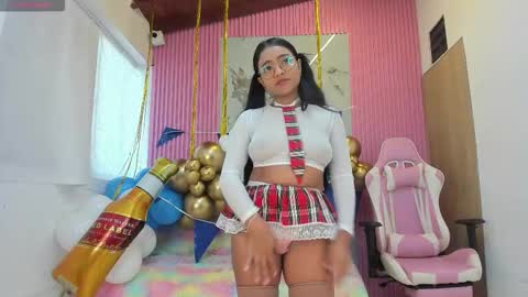 lillyy16 online show from 09-23-25, 11:02