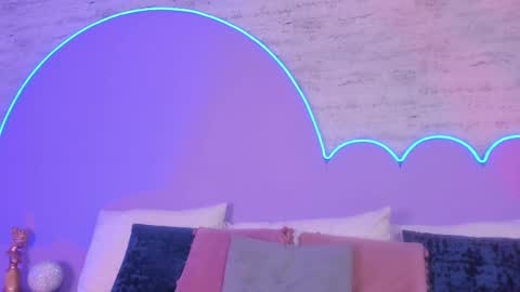 Lilou online show from 09-09-25, 07:57