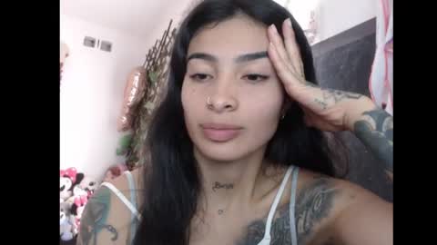 lil palacio online show from 12-29-24, 04:19