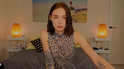 Jesse and Grace online show from 12-29-24, 05:44