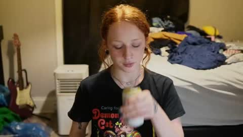 lil or red online show from 08-09-26, 02:24