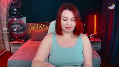 Snapshot of lilumytrend chatting on 04-30-26, 12:00 Lilu online show from 04-30-26, 12:00