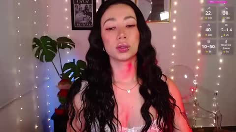 just lily online show from 12-11-24, 01:58