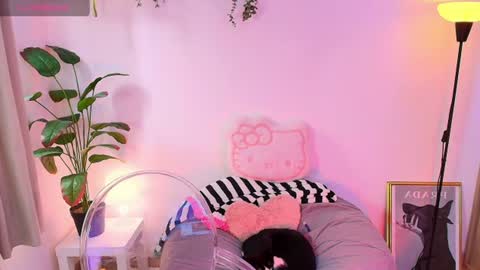 just lily online show from 07-23-26, 09:24