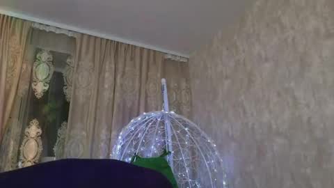 Snapshot of lily_foster_ chatting on 06-04-26, 07:31 Lily online show from 06-04-26, 07:31