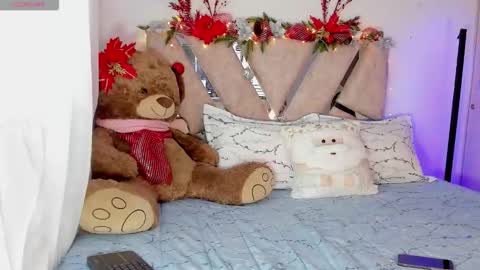 lily_hiill online show from 12-19-25, 09:11