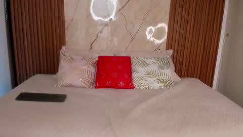 lily_hiill online show from 01-12-26, 06:46