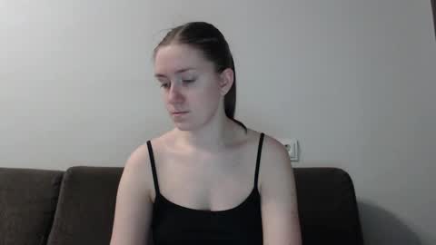 lily_love_x online show from 02-14-25, 03:33