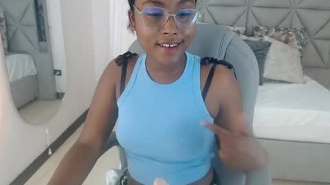 Snapshot of lily_mendoza chatting on 06-09-26, 08:09 lily_mendoza online show from 06-09-26, 08:09