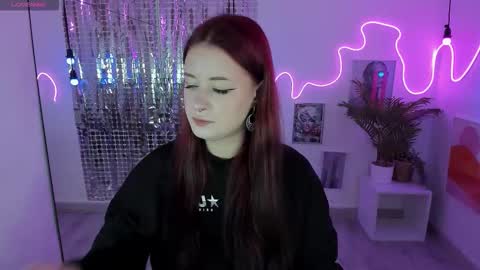 Lily online show from 09-21-25, 06:48