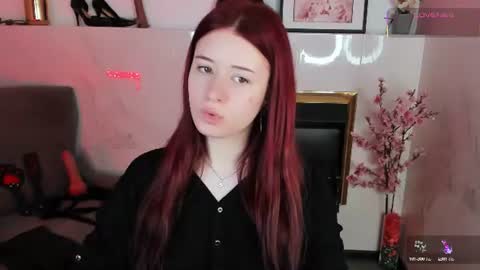 Snapshot of lily_moonlight chatting on 06-28-26, 02:56 Lily online show from 06-28-26, 02:56