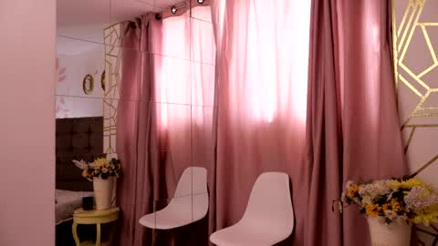 Lily Lauren online show from 05-20-26, 12:55