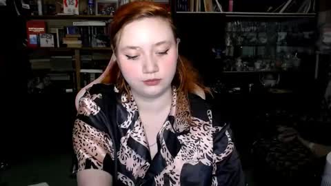 Alice online show from 10-09-25, 06:39