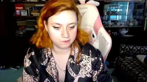 Alice online show from 10-12-25, 05:06