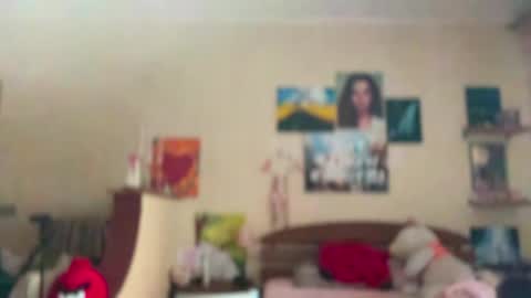 Snapshot of lily_smily chatting on 05-01-26, 04:44 Lily online show from 05-01-26, 04:44