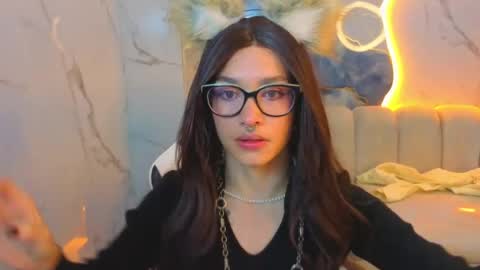 Snapshot of lily_tx chatting on 06-07-26, 12:42 Follow me.. Live 730 to 1400 online show from 06-07-26, 12:42