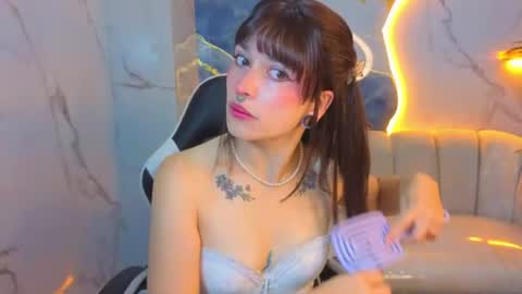 Follow me.. Live 730 to 1400 online show from 06-22-26, 12:35