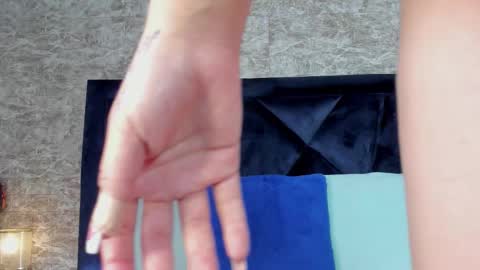 LilyWoodz online show from 11-11-25, 07:03