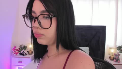 LilyWoodz online show from 06-01-26, 07:04