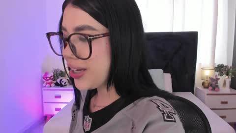 LilyWoodz online show from 06-02-26, 07:05