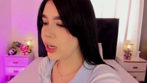 LilyWoodz online show from 07-28-26, 07:04